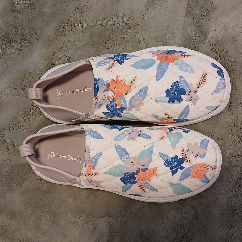 VERA BRADLEY Floral  Slip-On Comfort Shoes,size 9, Excellent Condition